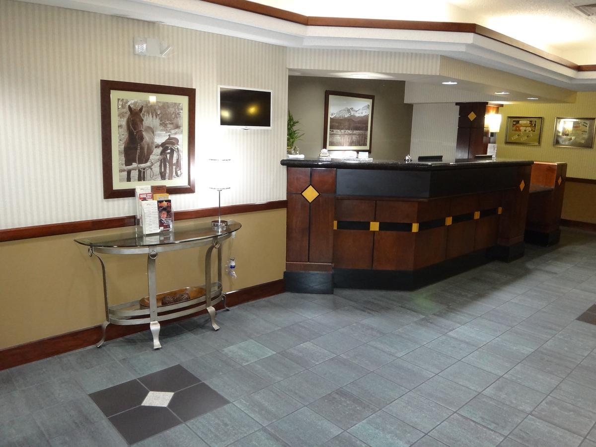 Windsor Inn & Suites Dodge City Eksteriør bilde