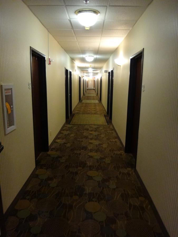 Windsor Inn & Suites Dodge City Eksteriør bilde