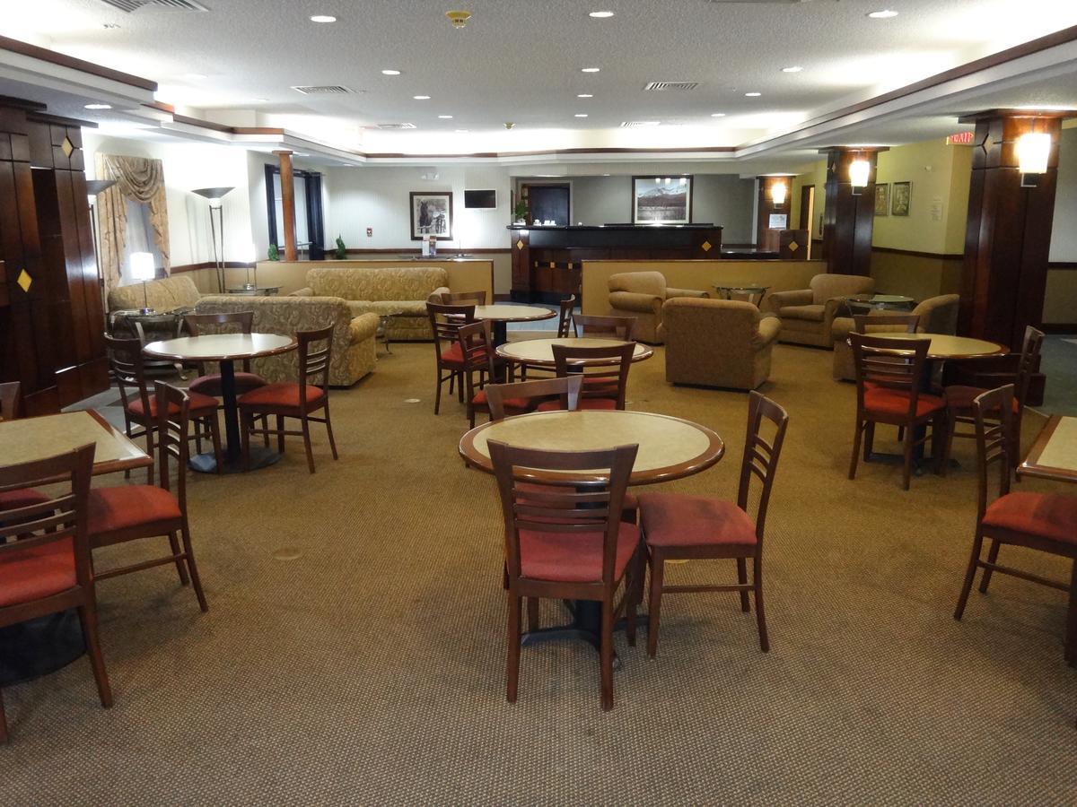 Windsor Inn & Suites Dodge City Eksteriør bilde