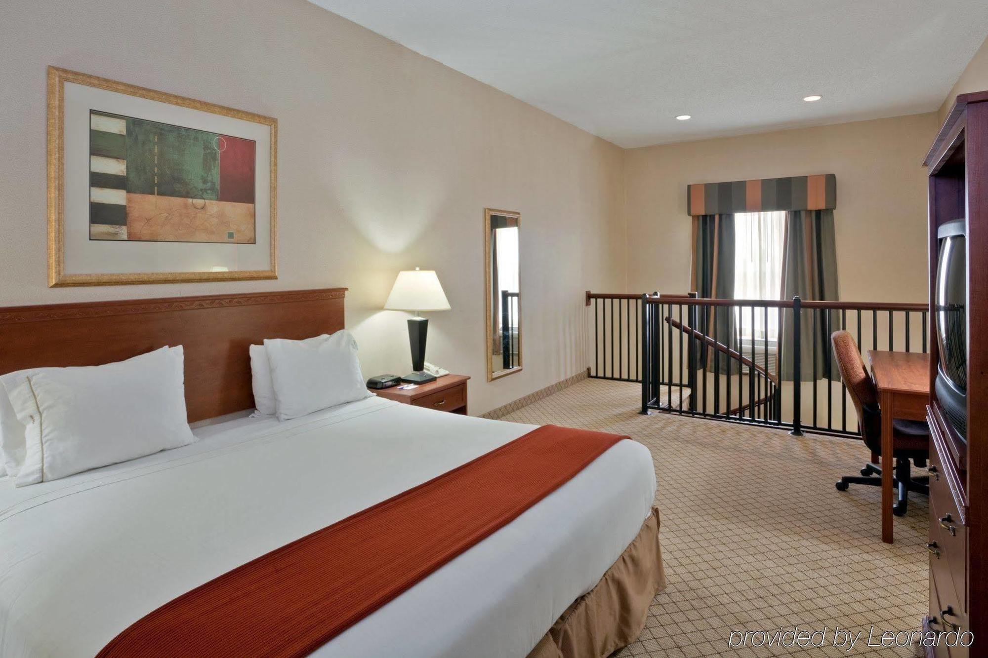 Windsor Inn & Suites Dodge City Eksteriør bilde