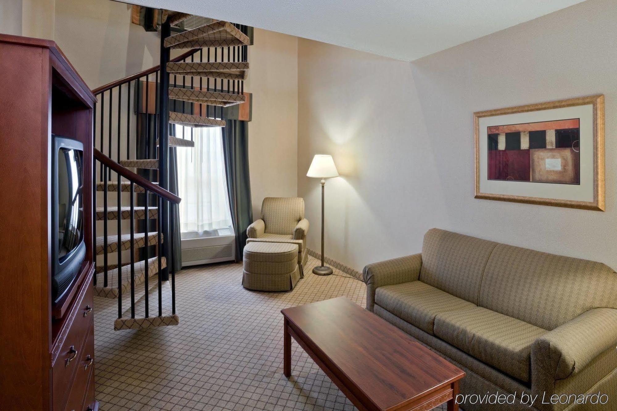 Windsor Inn & Suites Dodge City Eksteriør bilde